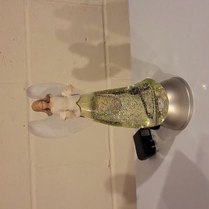 Valerie Par Hill Easter Angel